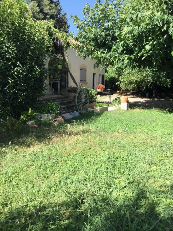 Appartement Dans Un Mas Provencal Istres Exterior photo