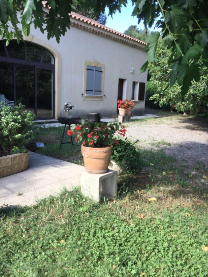 Appartement Dans Un Mas Provencal Istres Exterior photo